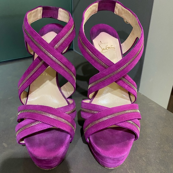 SOLD Christian Louboutin Zipper Heel - Picture 2 of 5